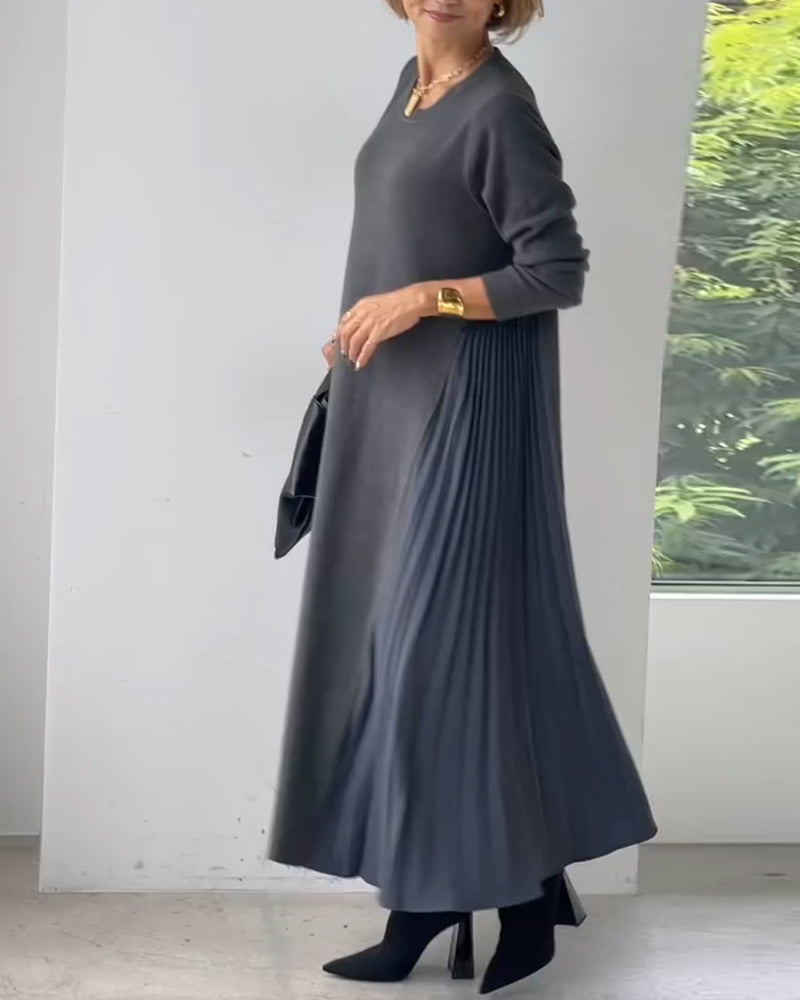 Elegant long-sleeve pleated sweater dress